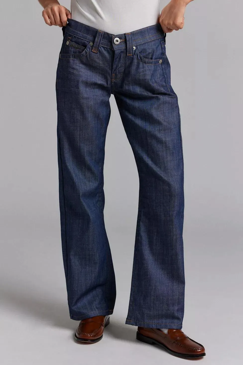 BDG Kayla Low-Rise Straight Leg Jean